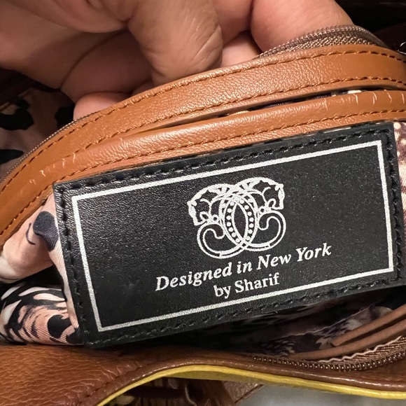 Sharif Butterfly Hobo Shouter Handbag . In perfect condition. - Picture 10 of 12